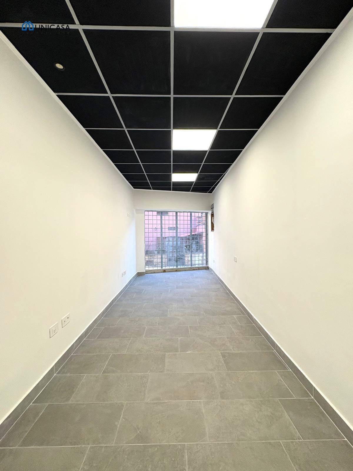 Locale commerciale in vendita a Cerveteri