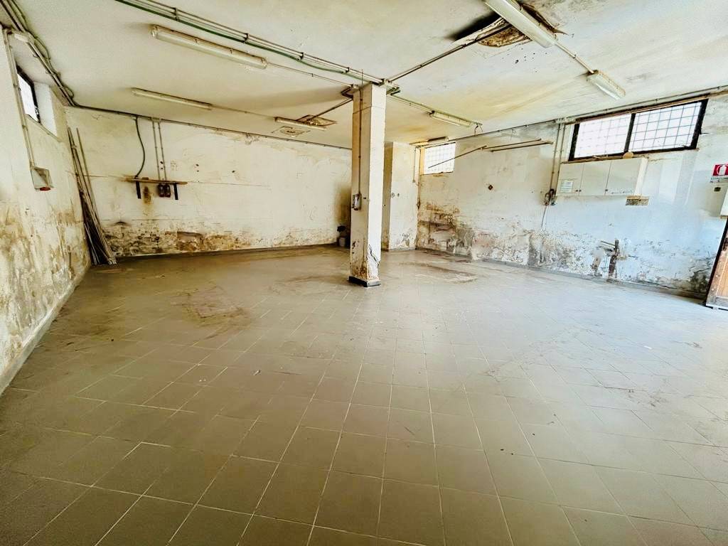 Locale commerciale in vendita a Cerveteri