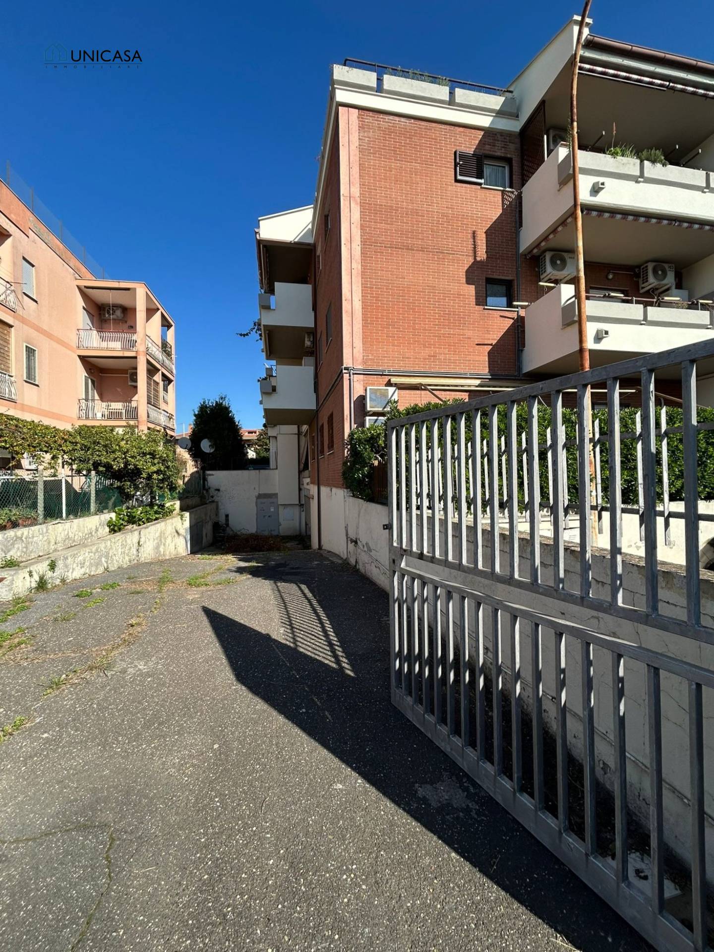 Locale commerciale in vendita a Cerveteri