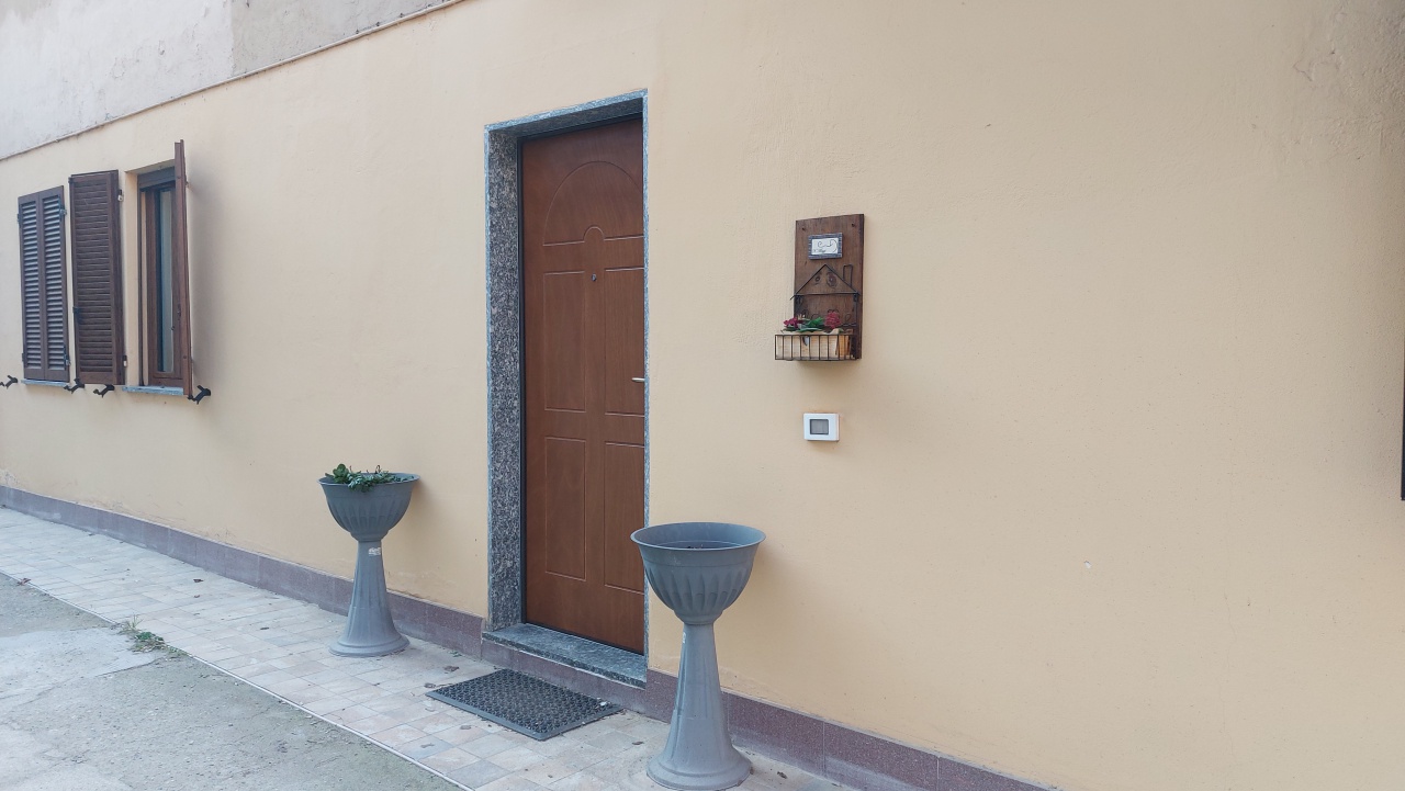 Casa indipendente arredata in affitto a Pavia