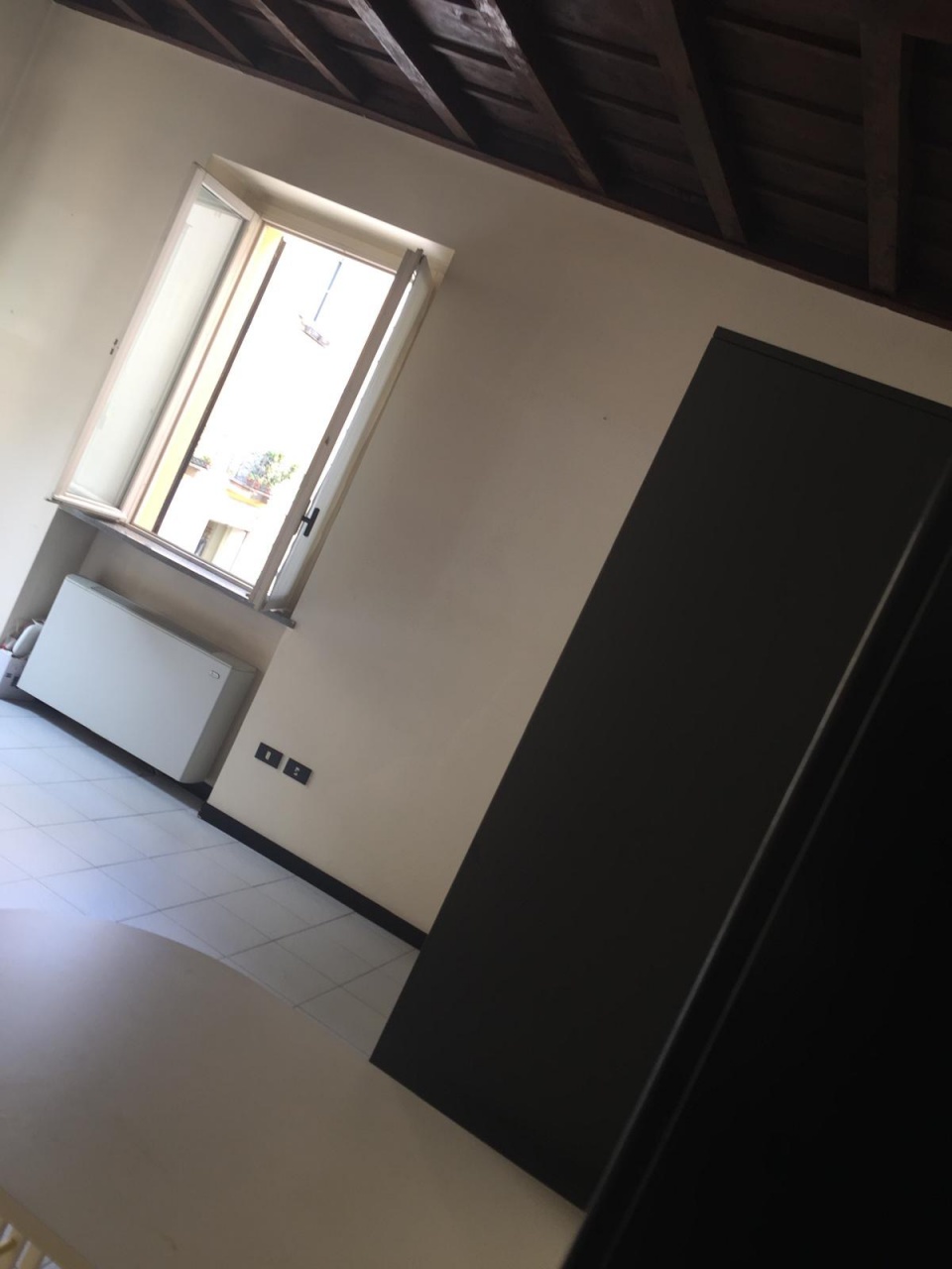 Loft arredato in affitto a Pavia