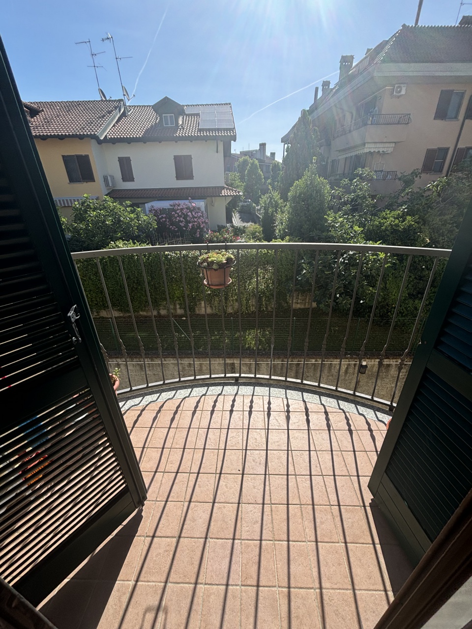 Trilocale con box doppio a Siziano