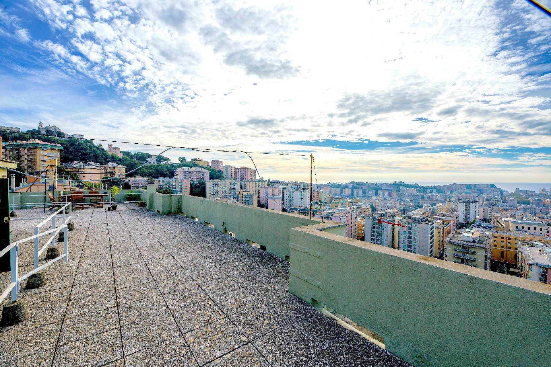 Appartamento con terrazzo, Genova san fruttuoso