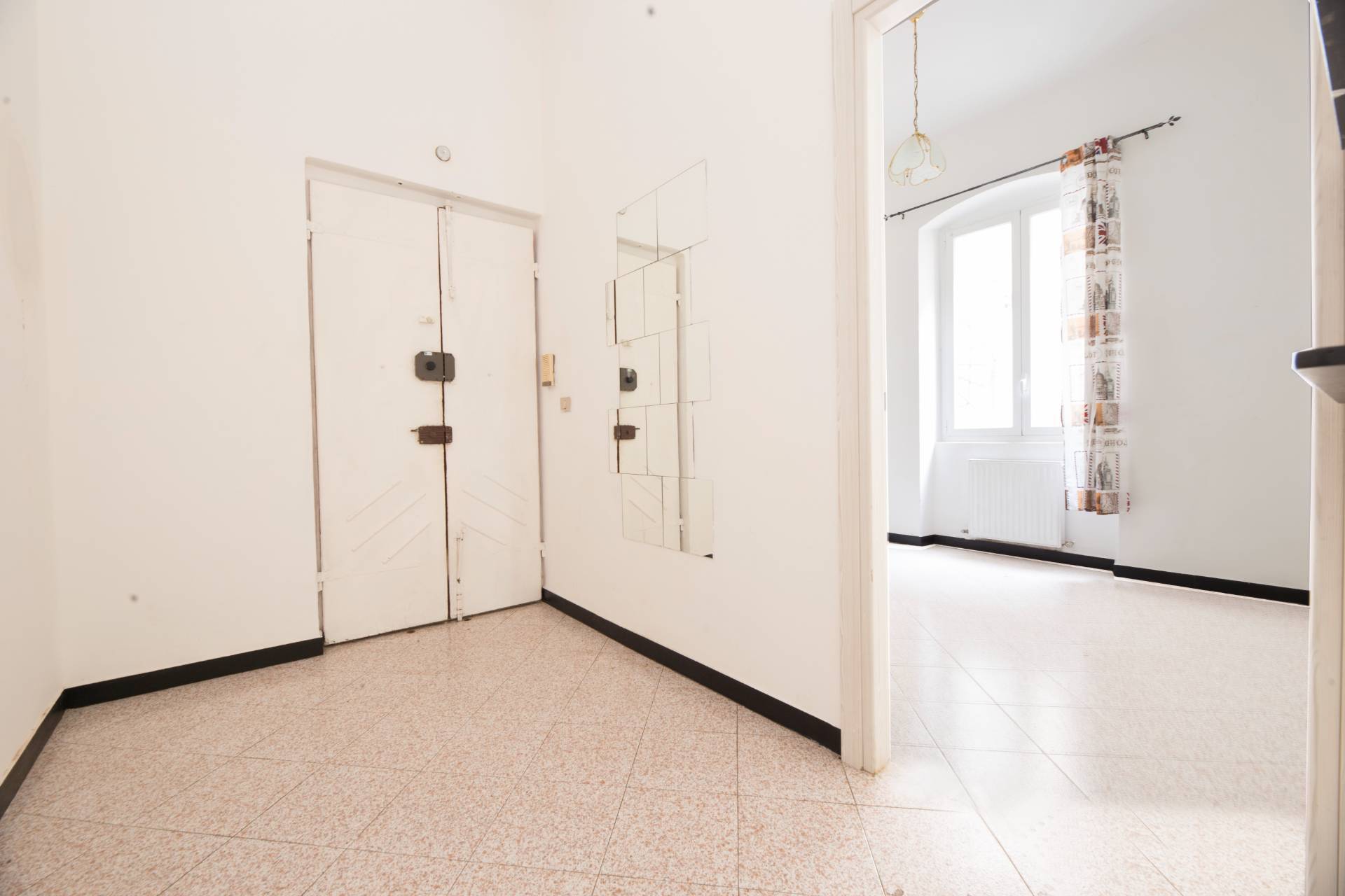 Appartamento in vendita a Genova, Marassi