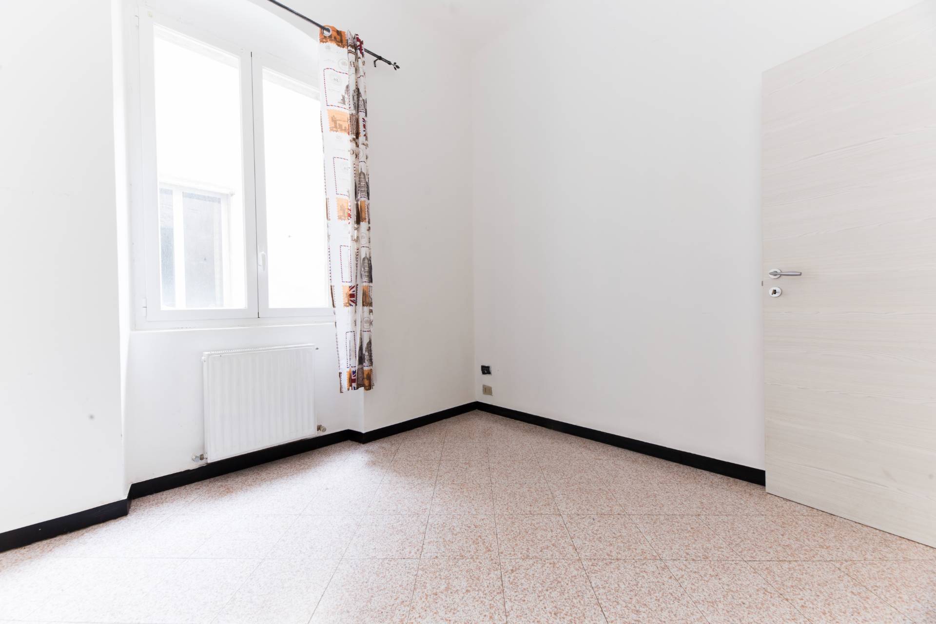 Appartamento in vendita a Genova, Marassi