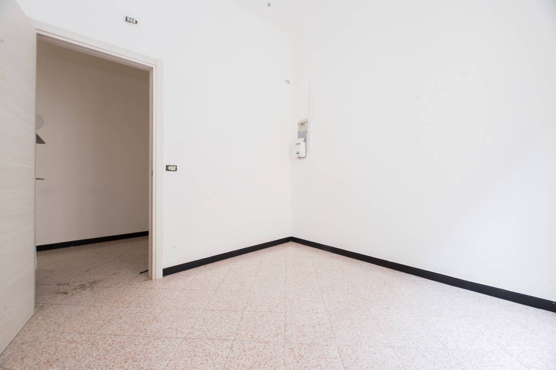 Appartamento in vendita a Genova, Marassi