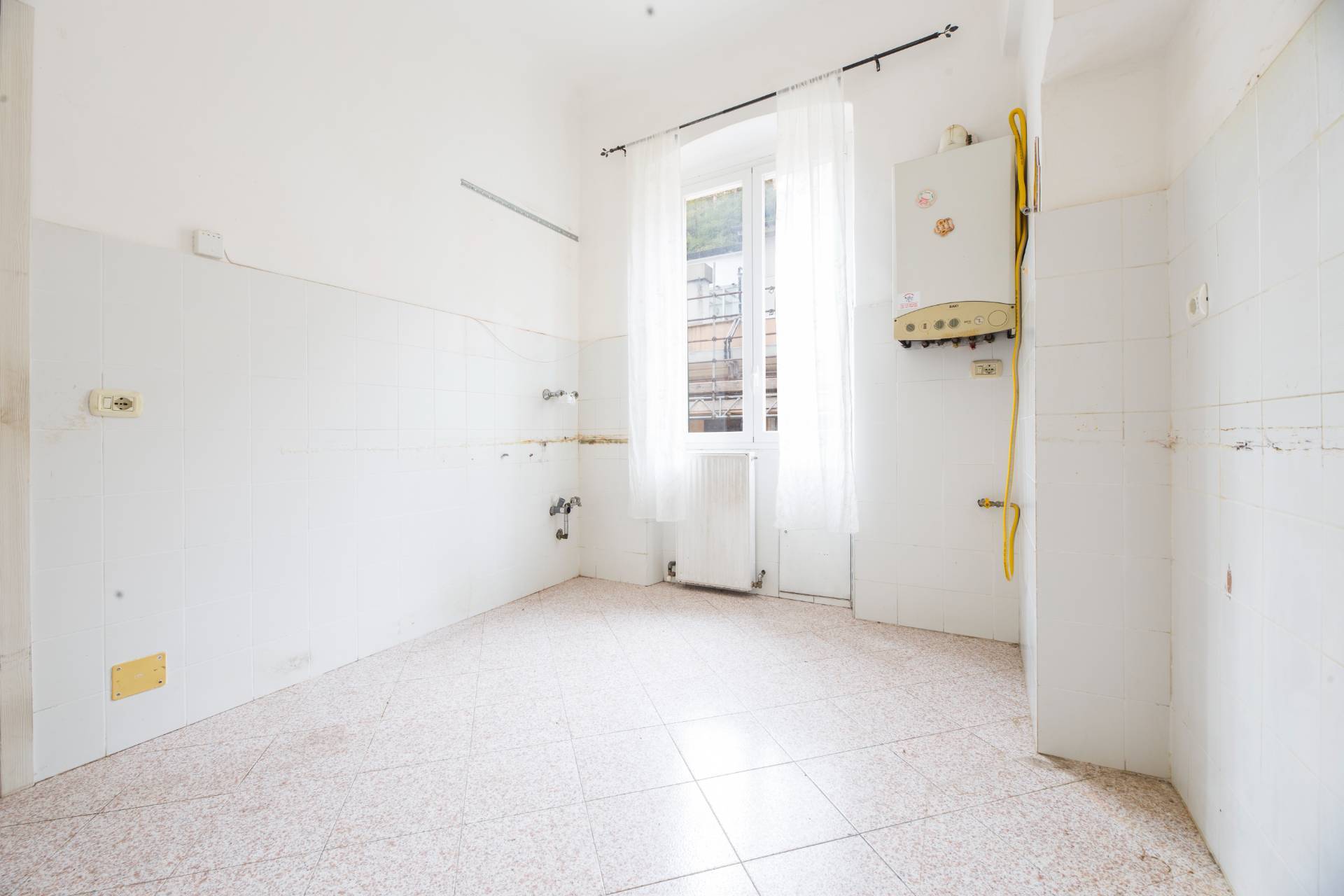 Appartamento in vendita a Genova, Marassi