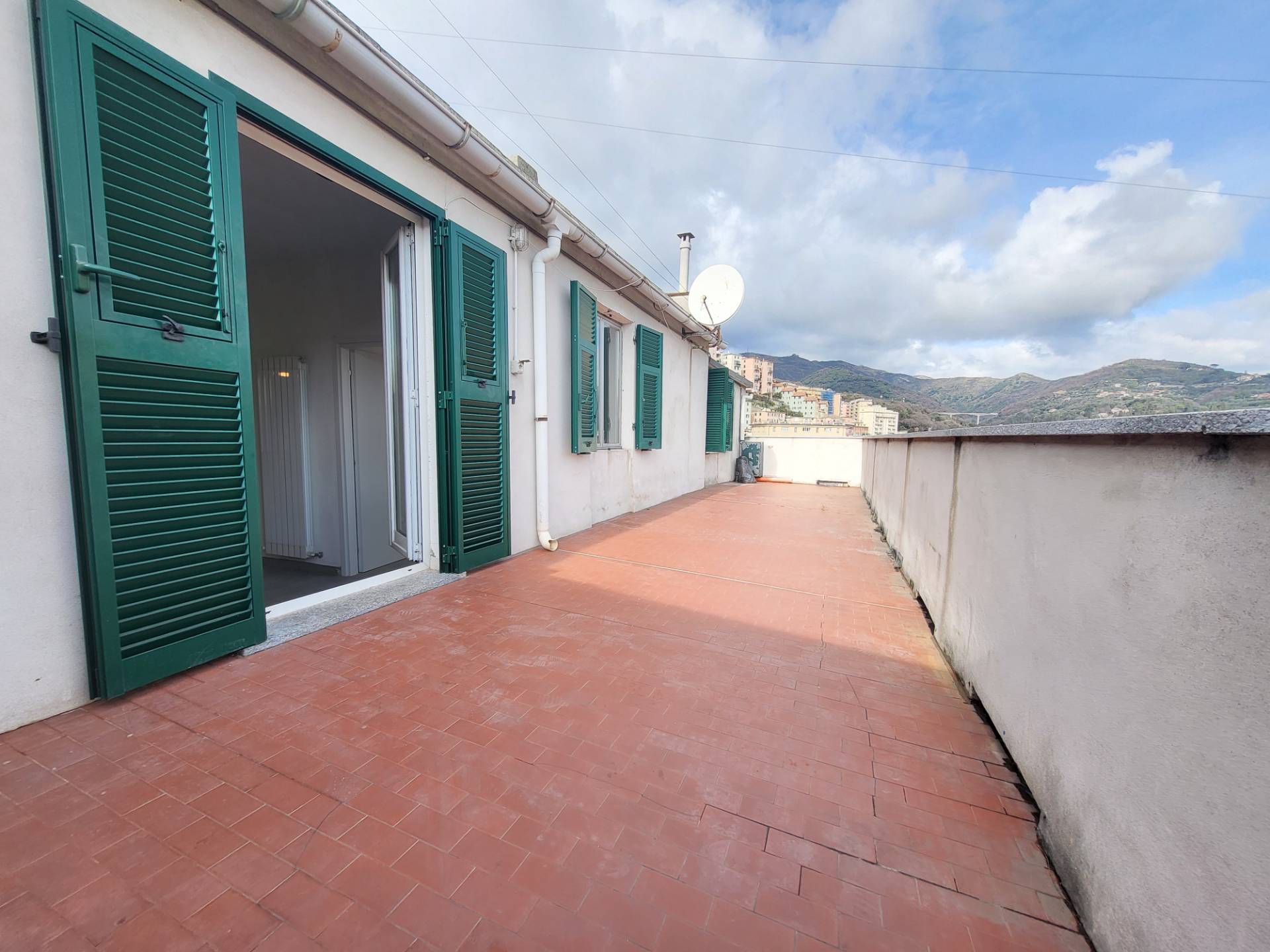 Appartamento in vendita a Genova, Marassi