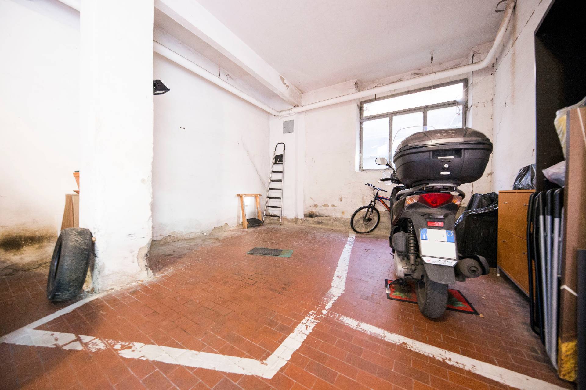 Box in vendita a Genova