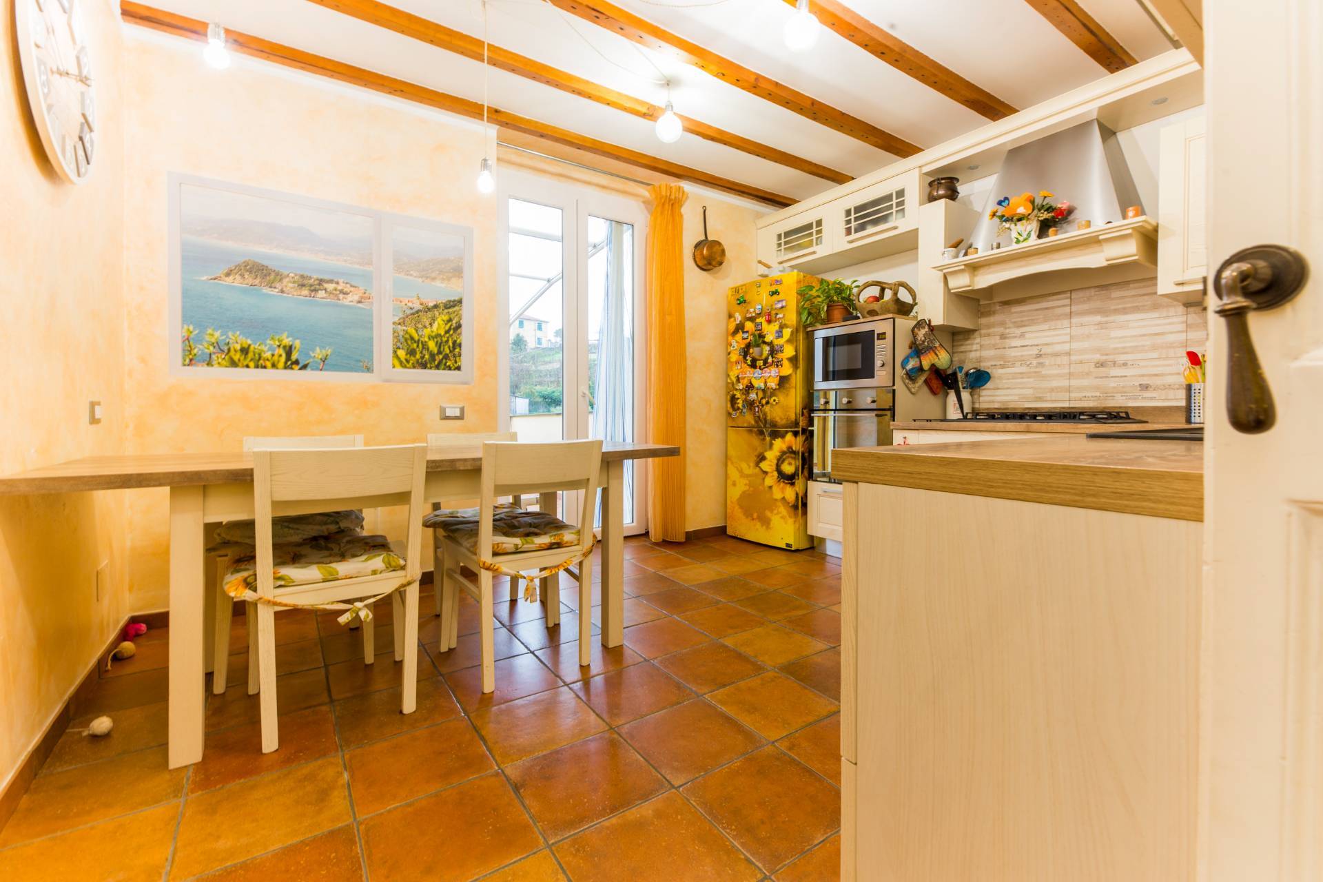 Appartamento in vendita a Genova, Molassana