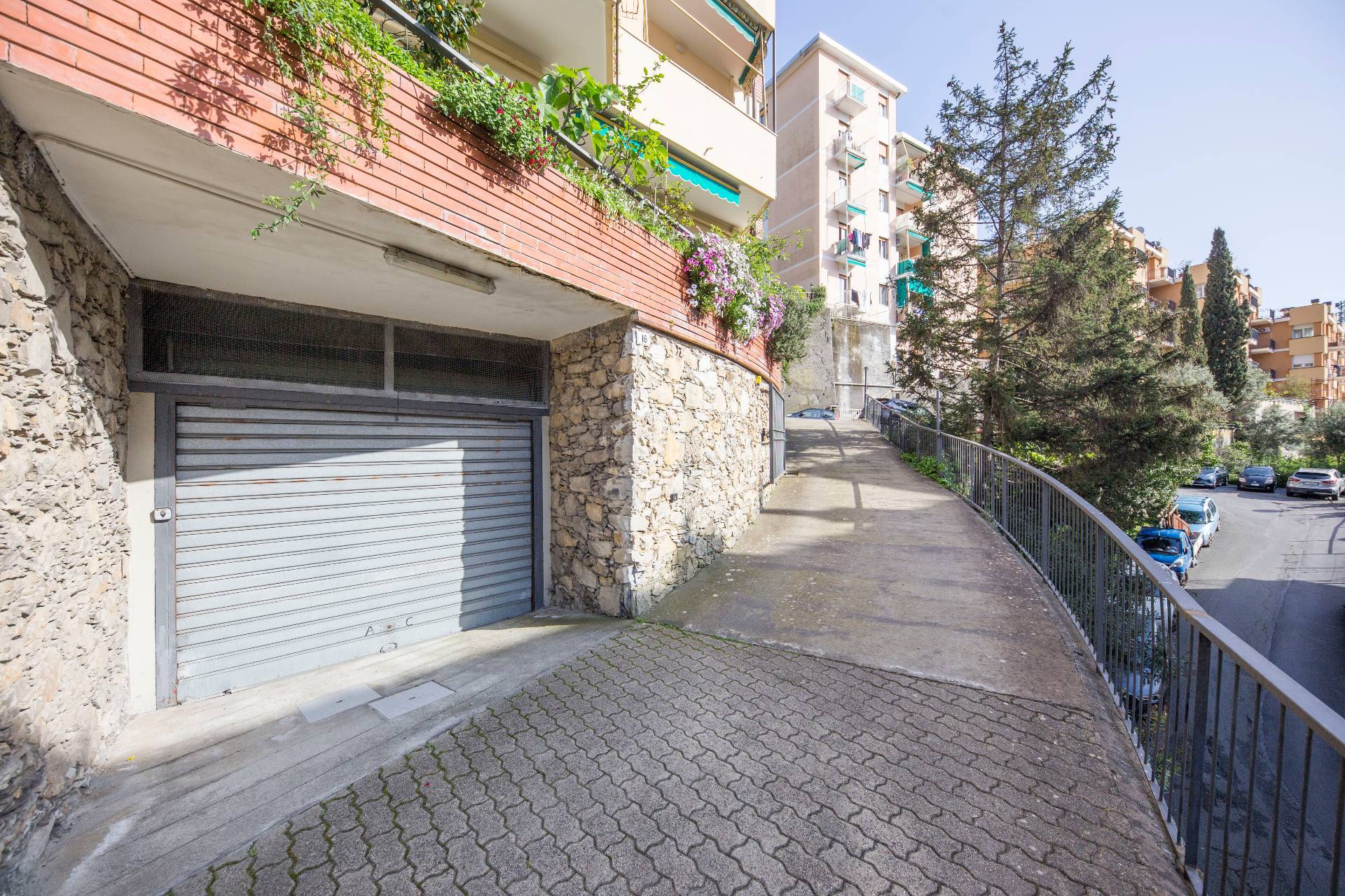 Box in vendita a Genova