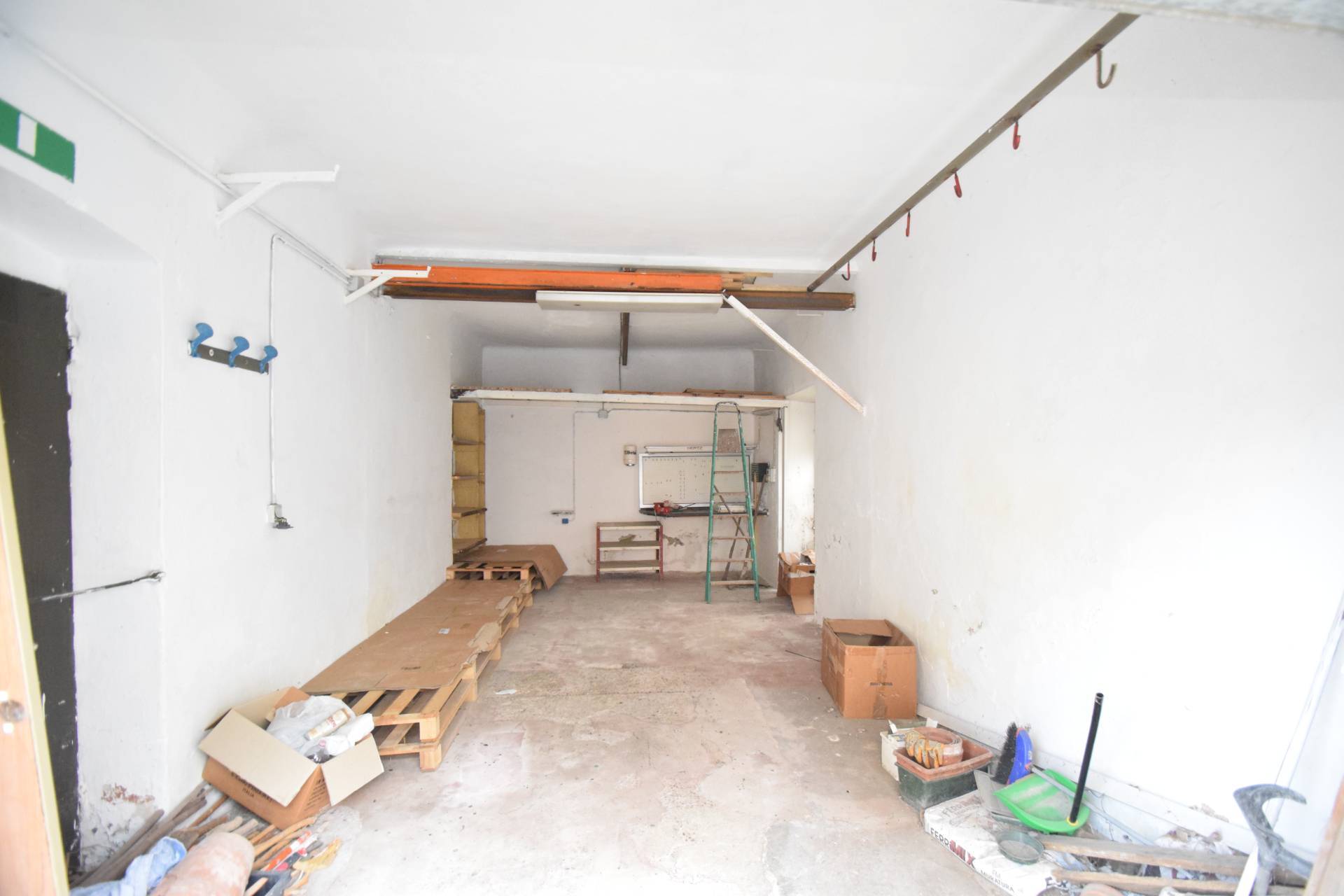 Palazzo intero stabile in vendita a Genova, Molassana