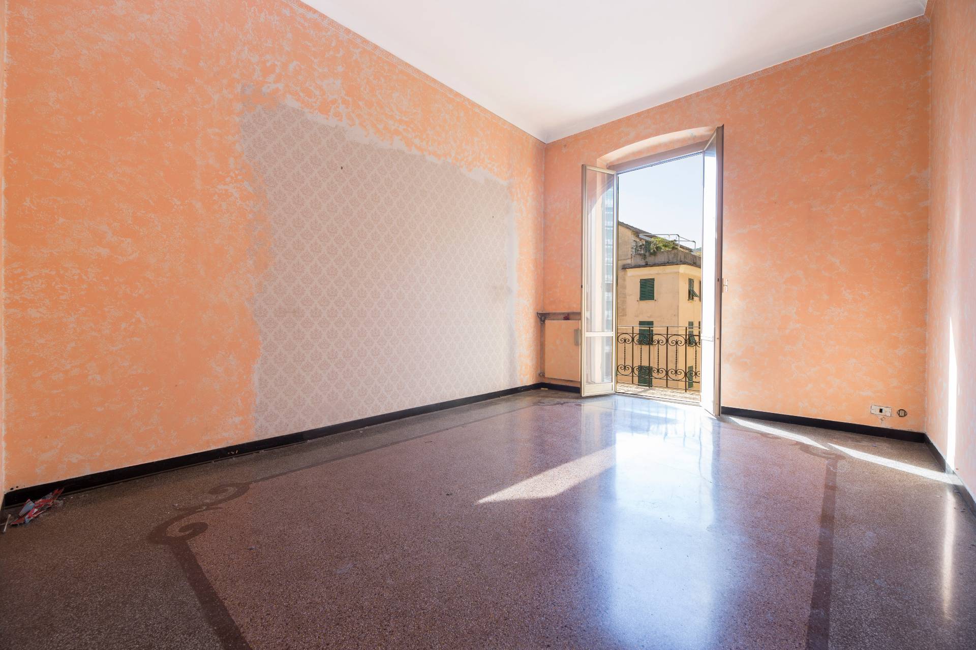 Appartamento in vendita a Genova, Marassi