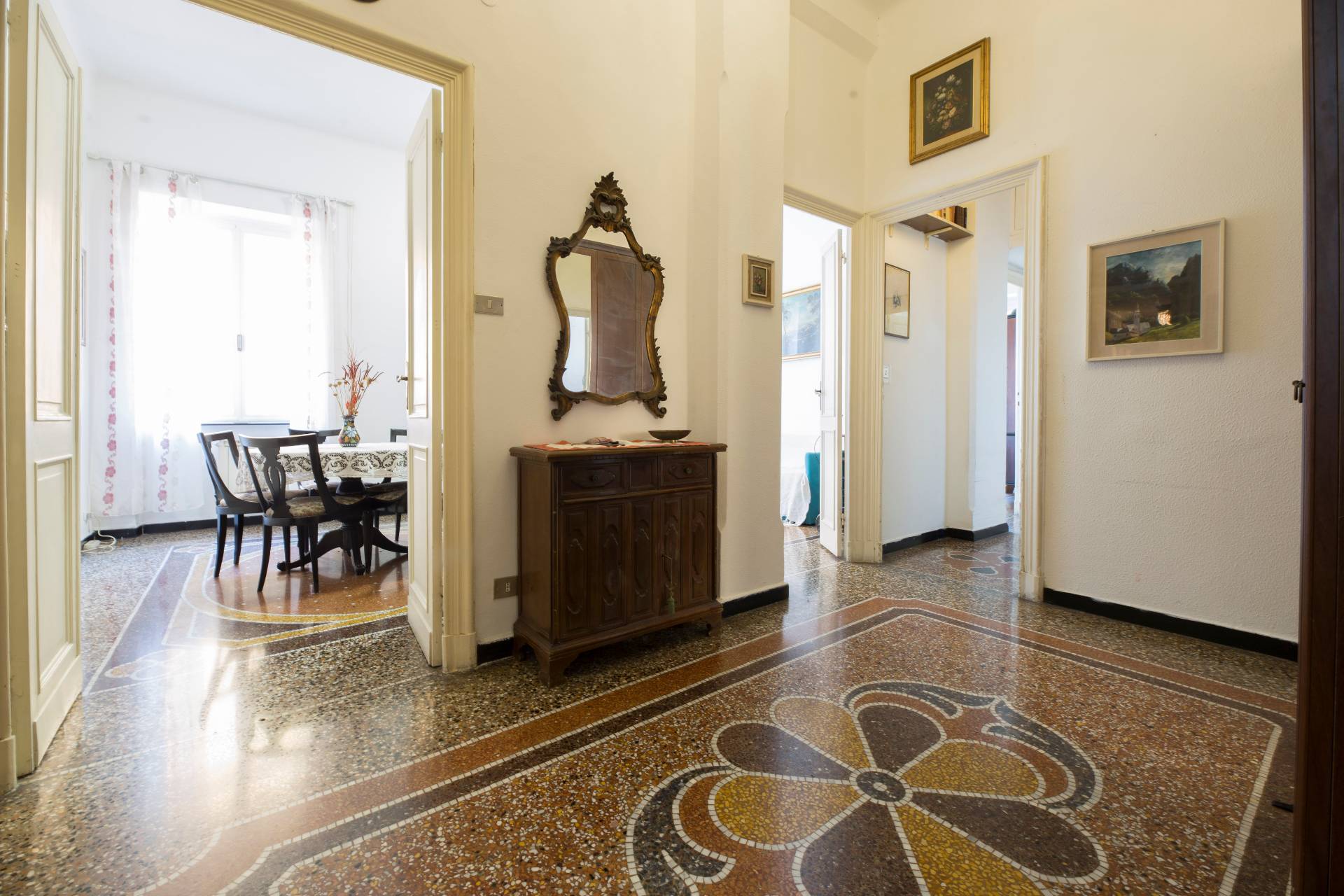 Appartamento in vendita a Genova, Castelletto