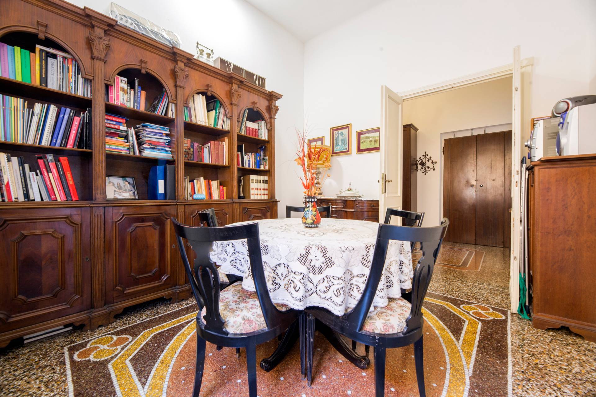 Appartamento in vendita a Genova, Castelletto