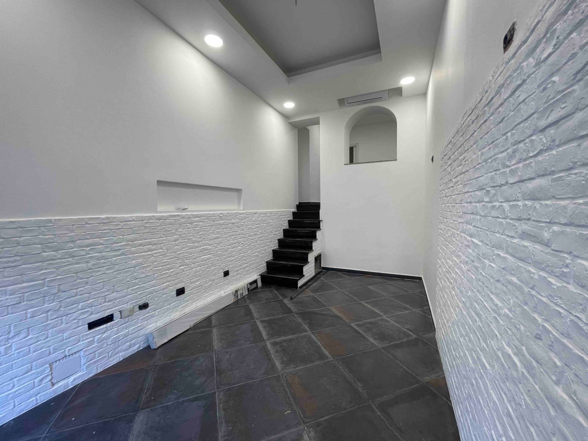 Negozio in vendita a Genova, San Fruttuoso