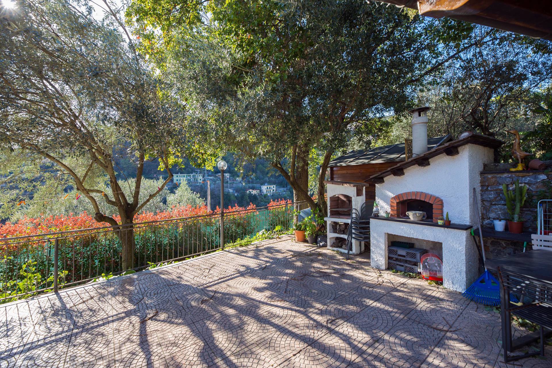 Appartamento in vendita a Genova, Quezzi