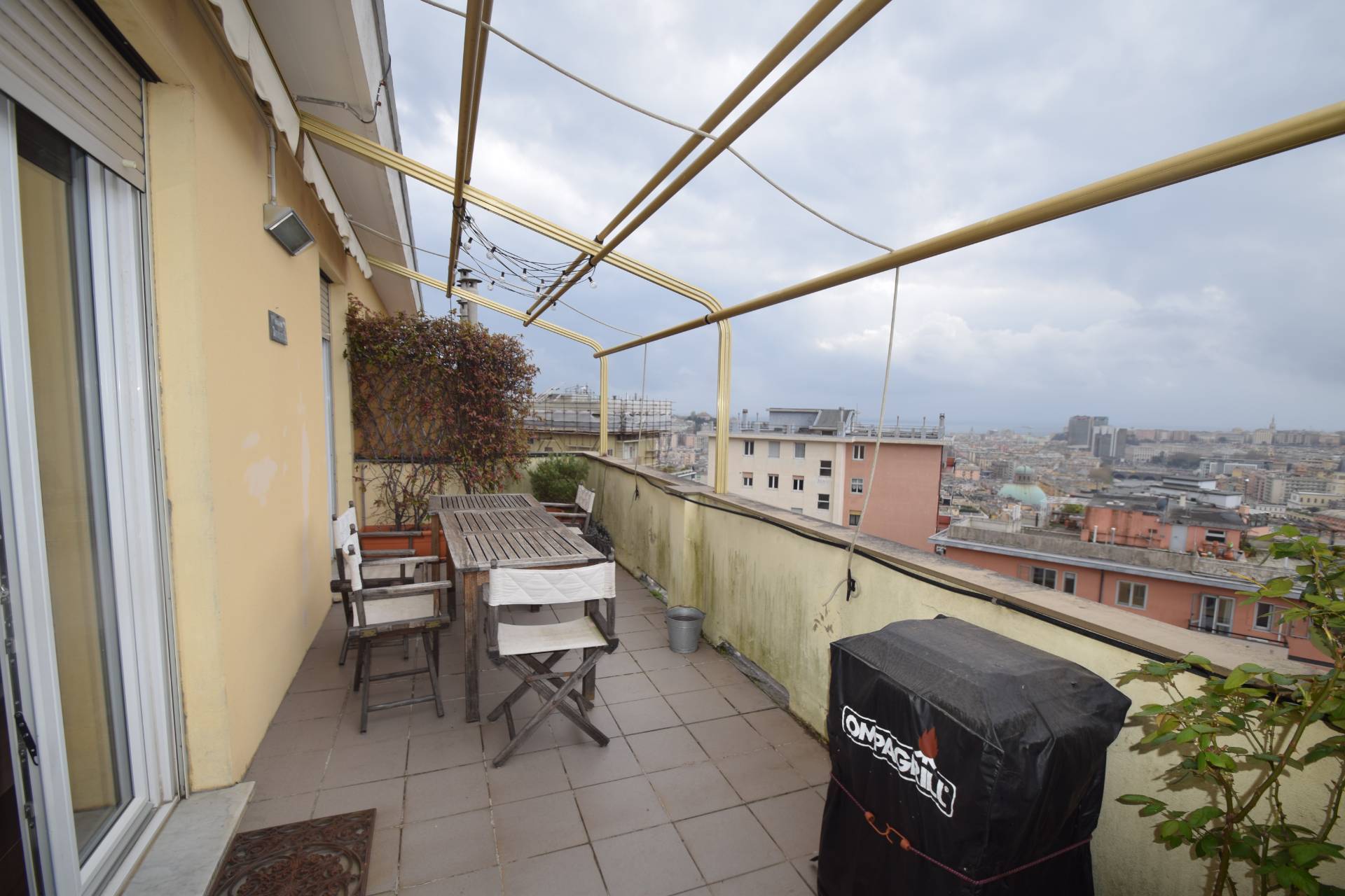 Appartamento in affitto a Genova, Marassi