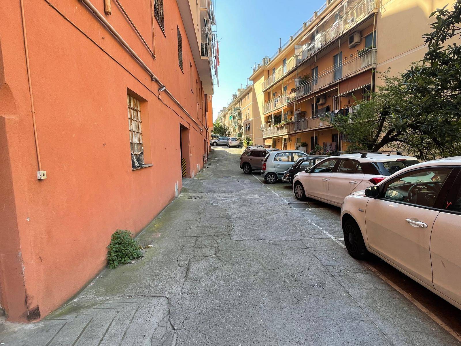 Box in vendita a Genova, Marassi