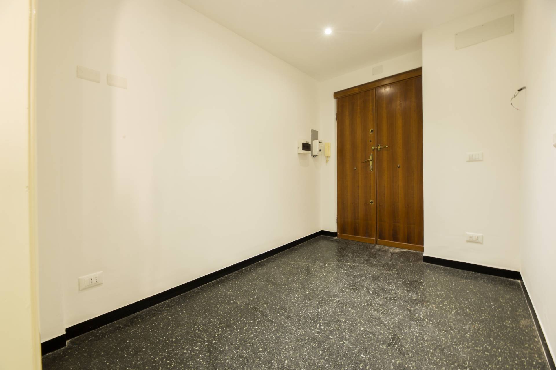 Appartamento in vendita a Genova, Voltri