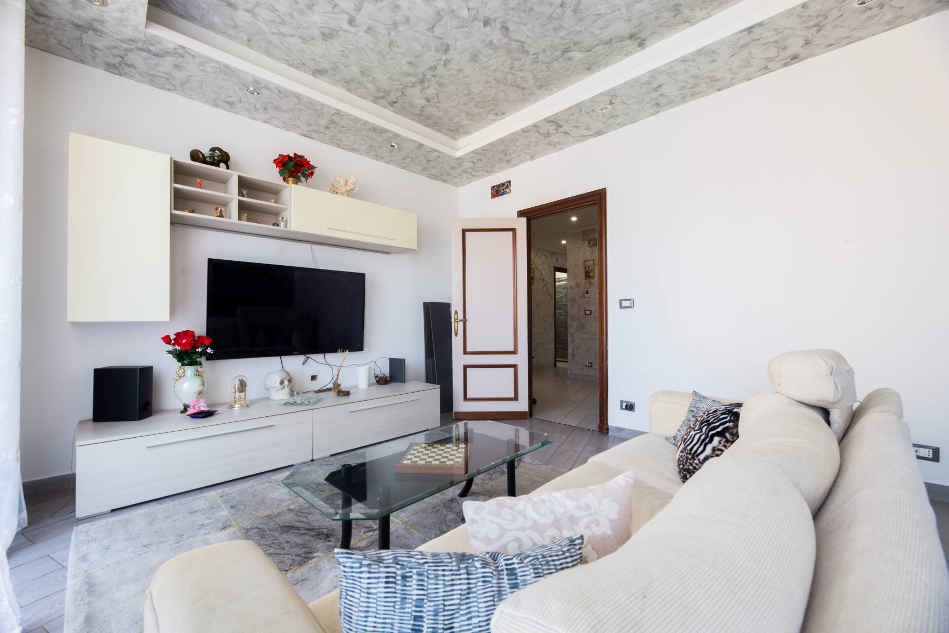 Appartamento in vendita a Genova, Rivarolo