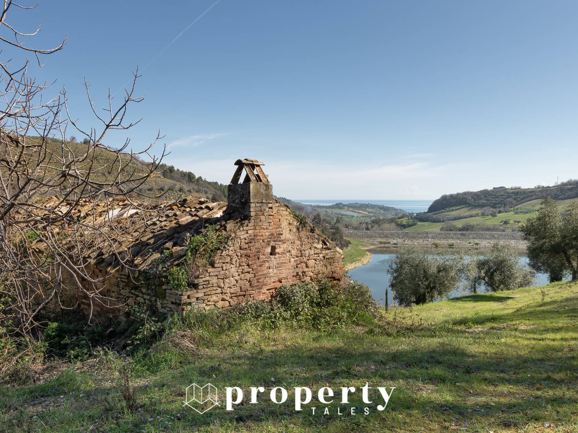 Casolare in vendita a Montefiore dell'Aso