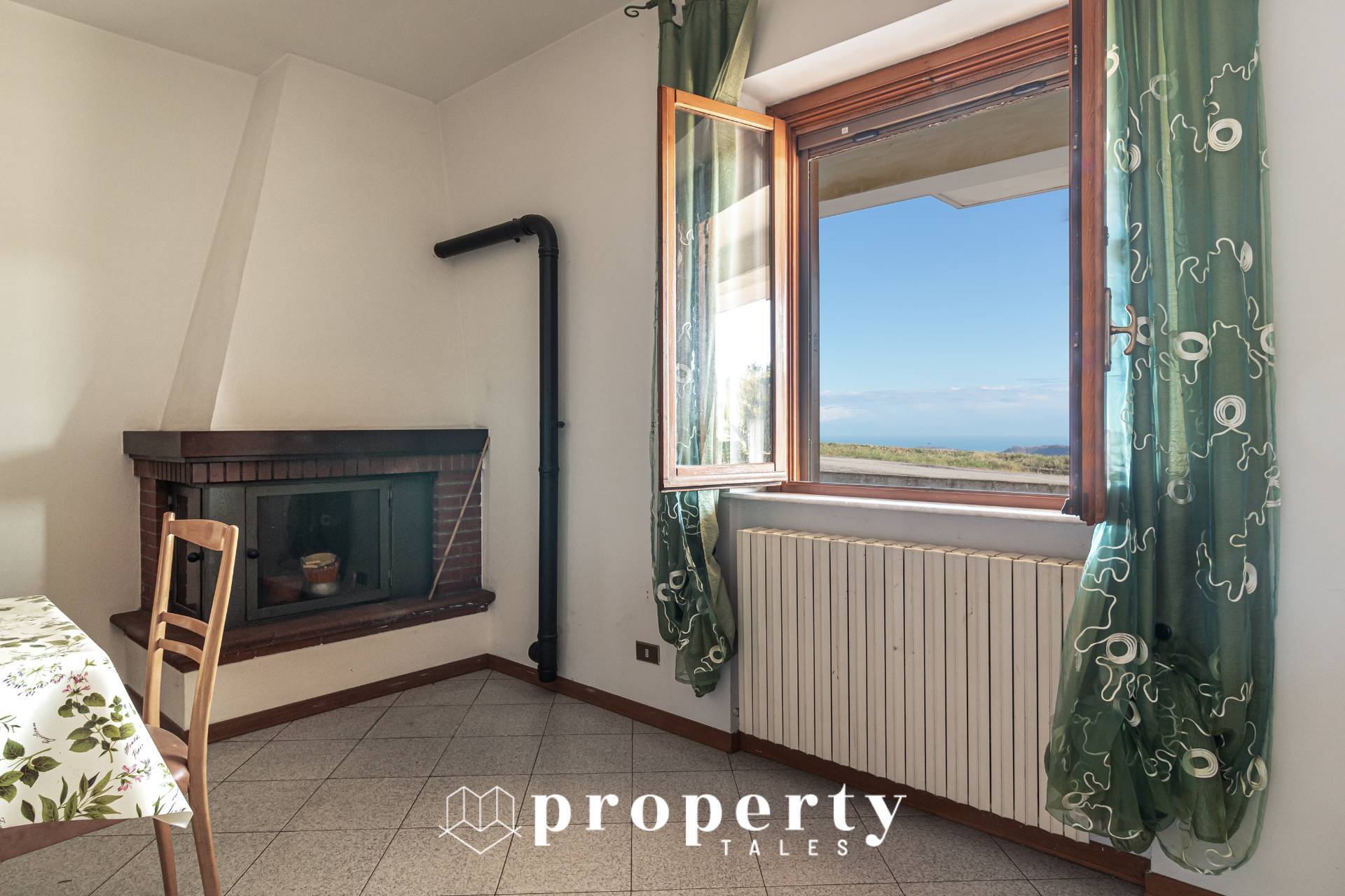 Casolare in vendita a Monterubbiano