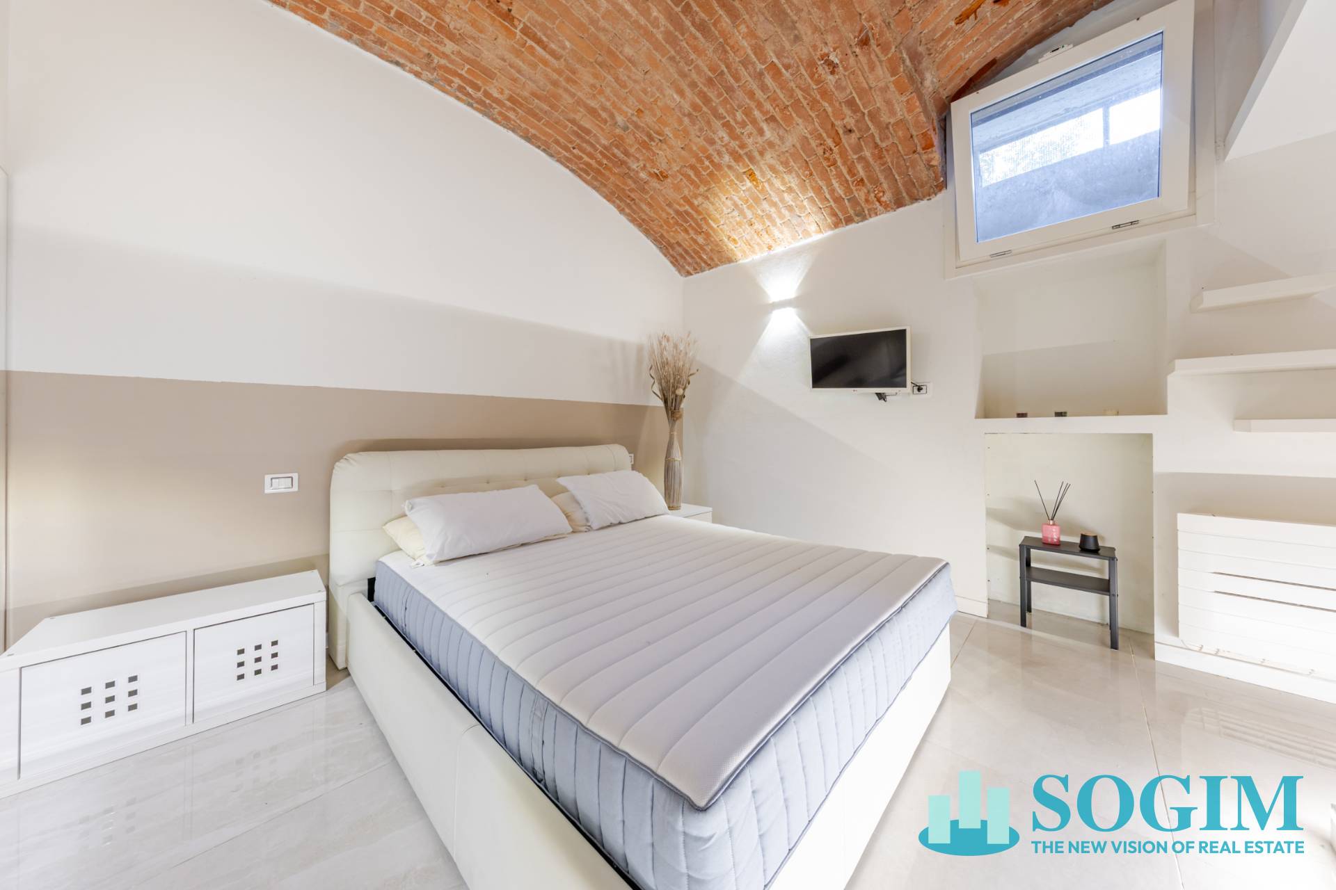 Immobile commerciale in vendita a Milano