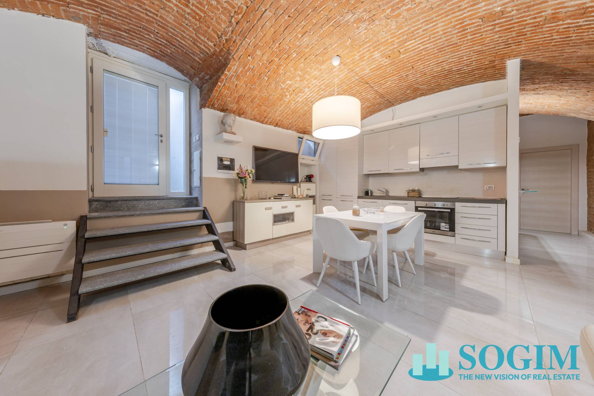 Immobile commerciale in vendita a Milano