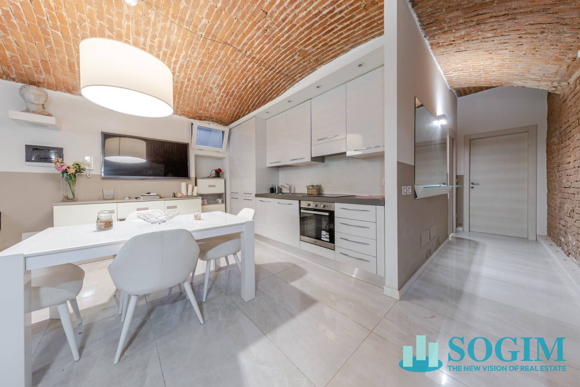 Immobile commerciale in vendita a Milano