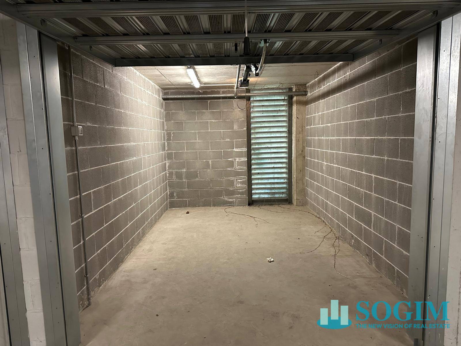 Box o garage in vendita a Milano