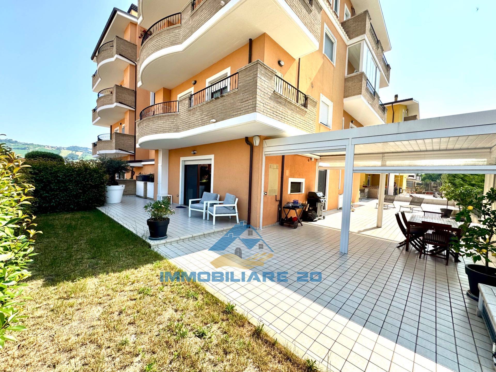 Appartamento in vendita a Teramo, Piano D'Accio