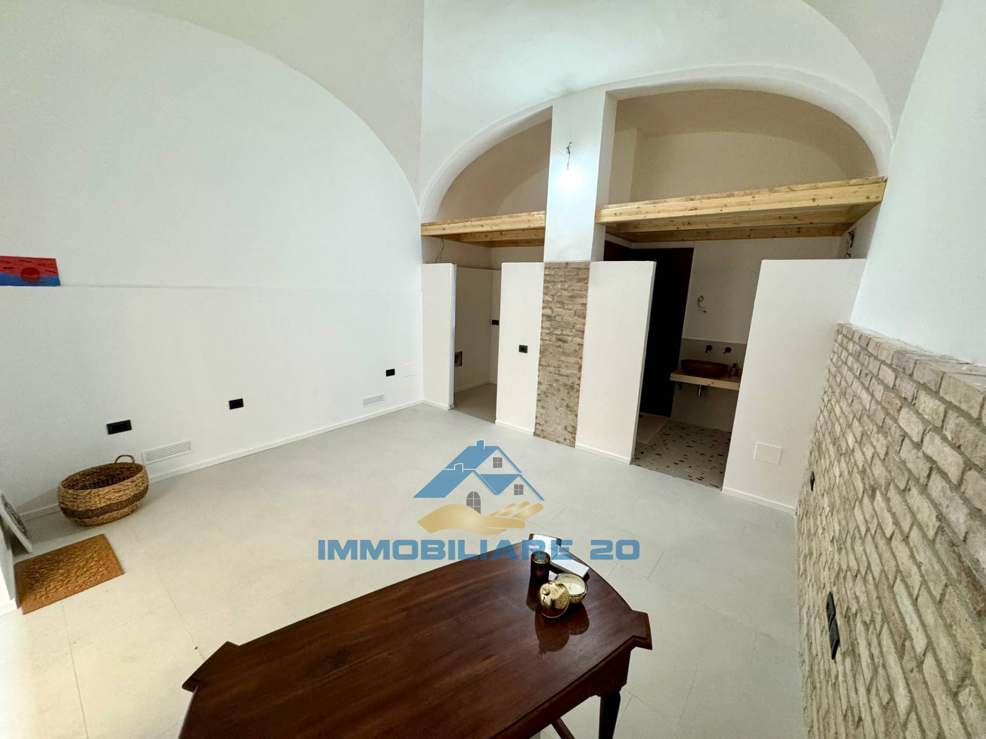 Studio/Ufficio in affitto a Teramo, Centro