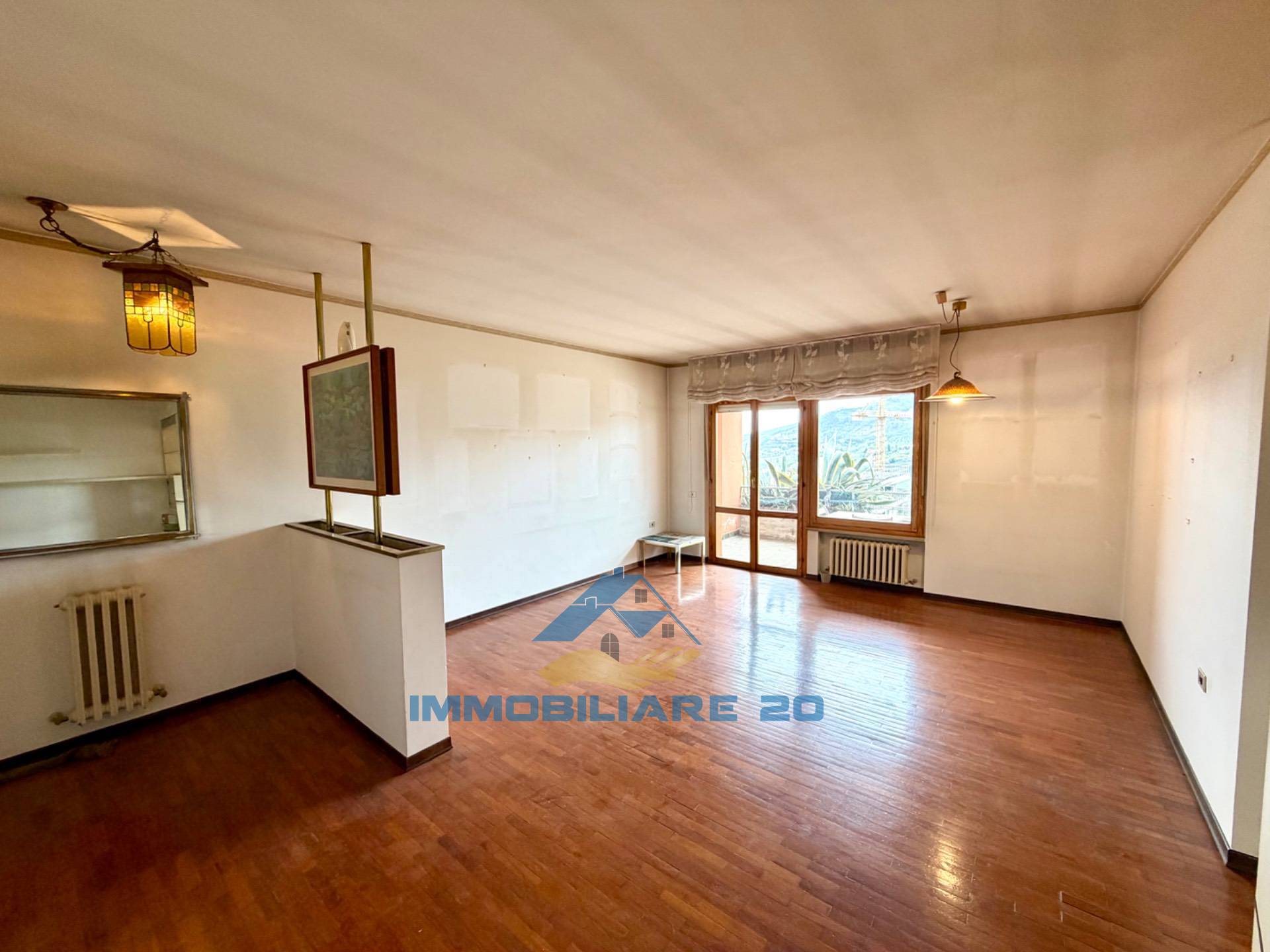 Appartamento in vendita a Teramo, Prima periferia