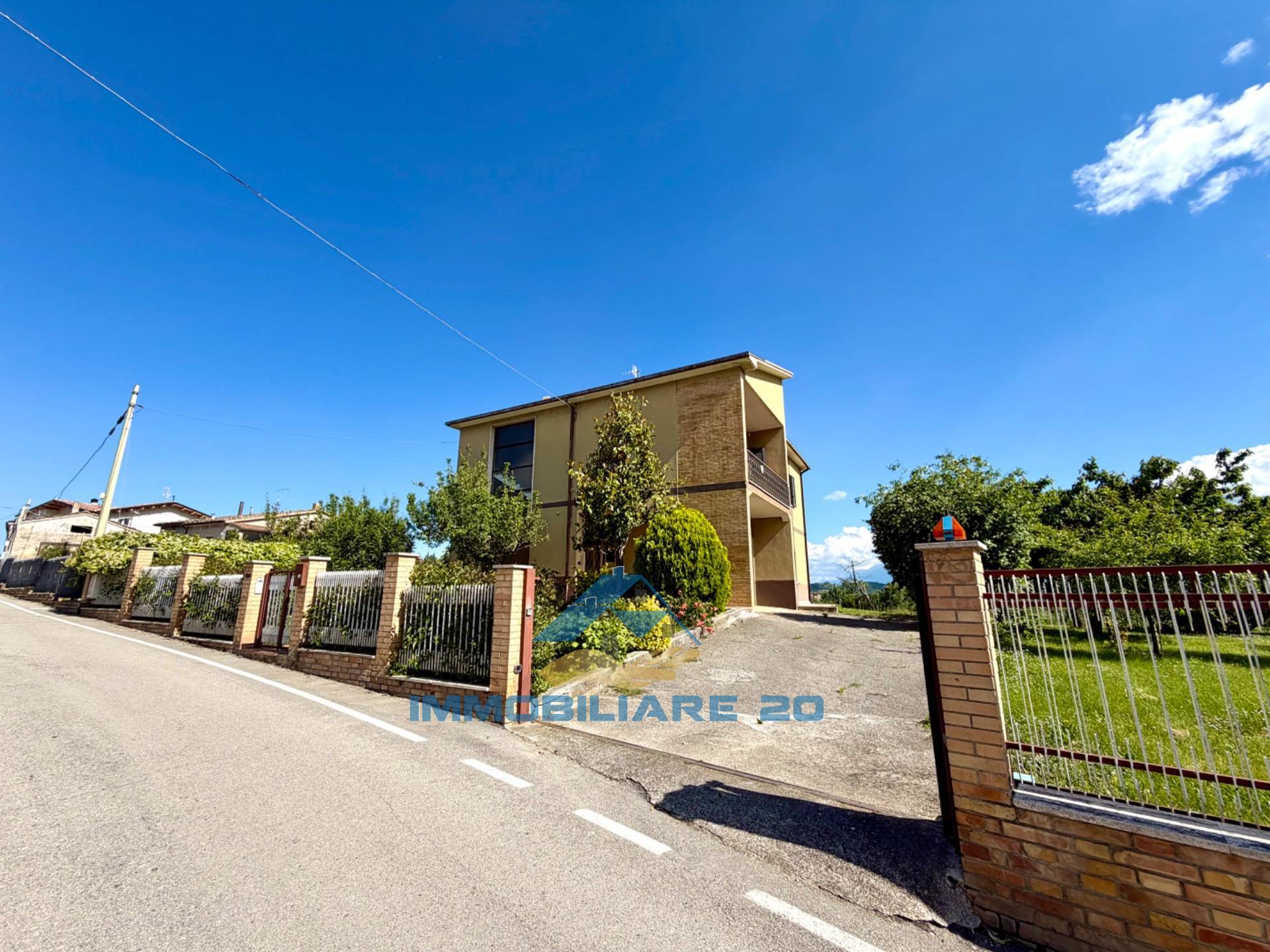 Casa singola in vendita a Teramo, Estrema periferia