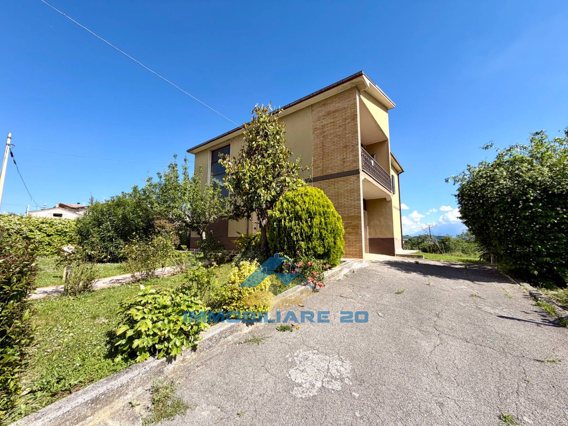Casa singola in vendita a Teramo, Estrema periferia