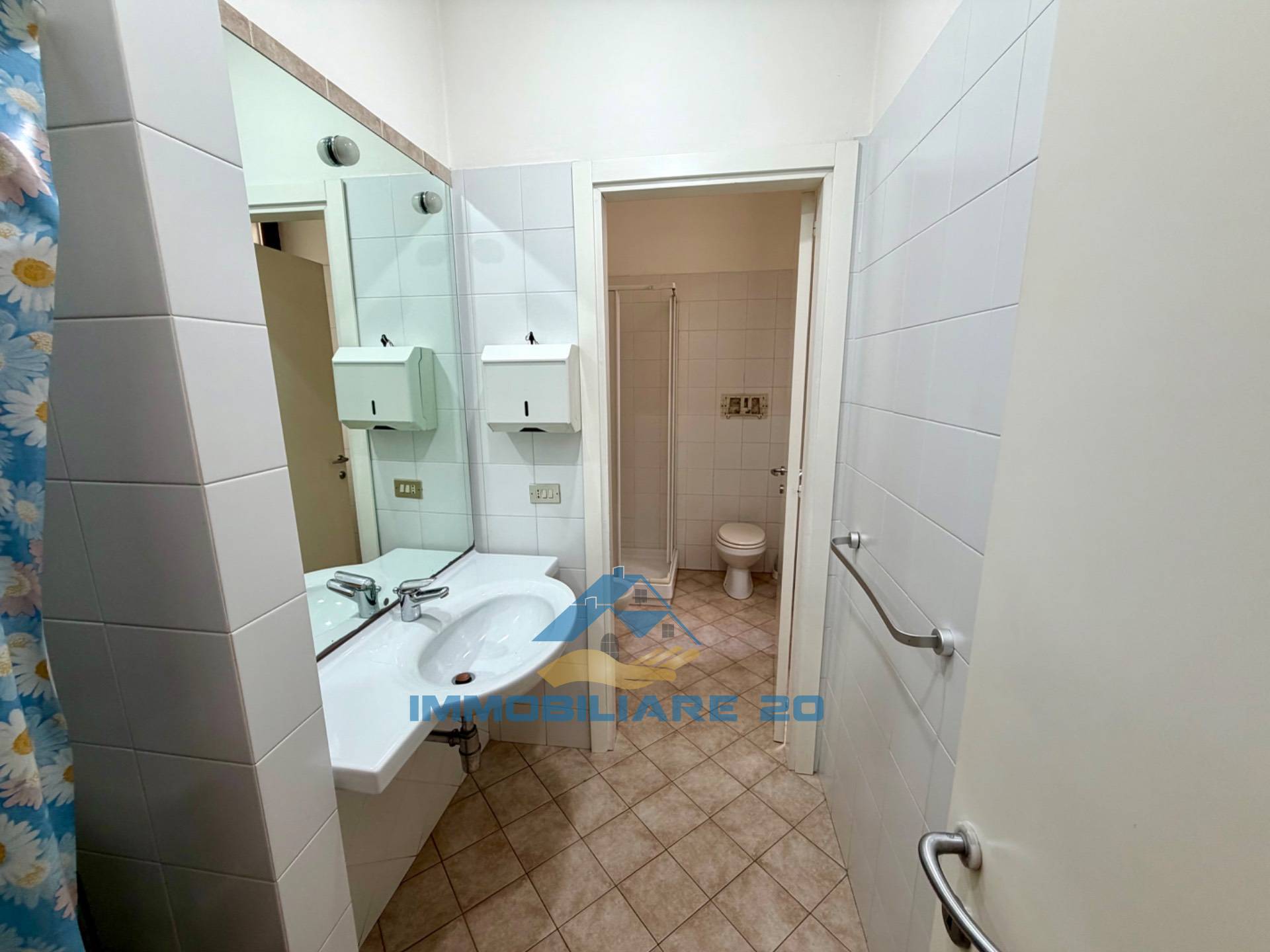Studio/Ufficio in affitto a Teramo, Centro