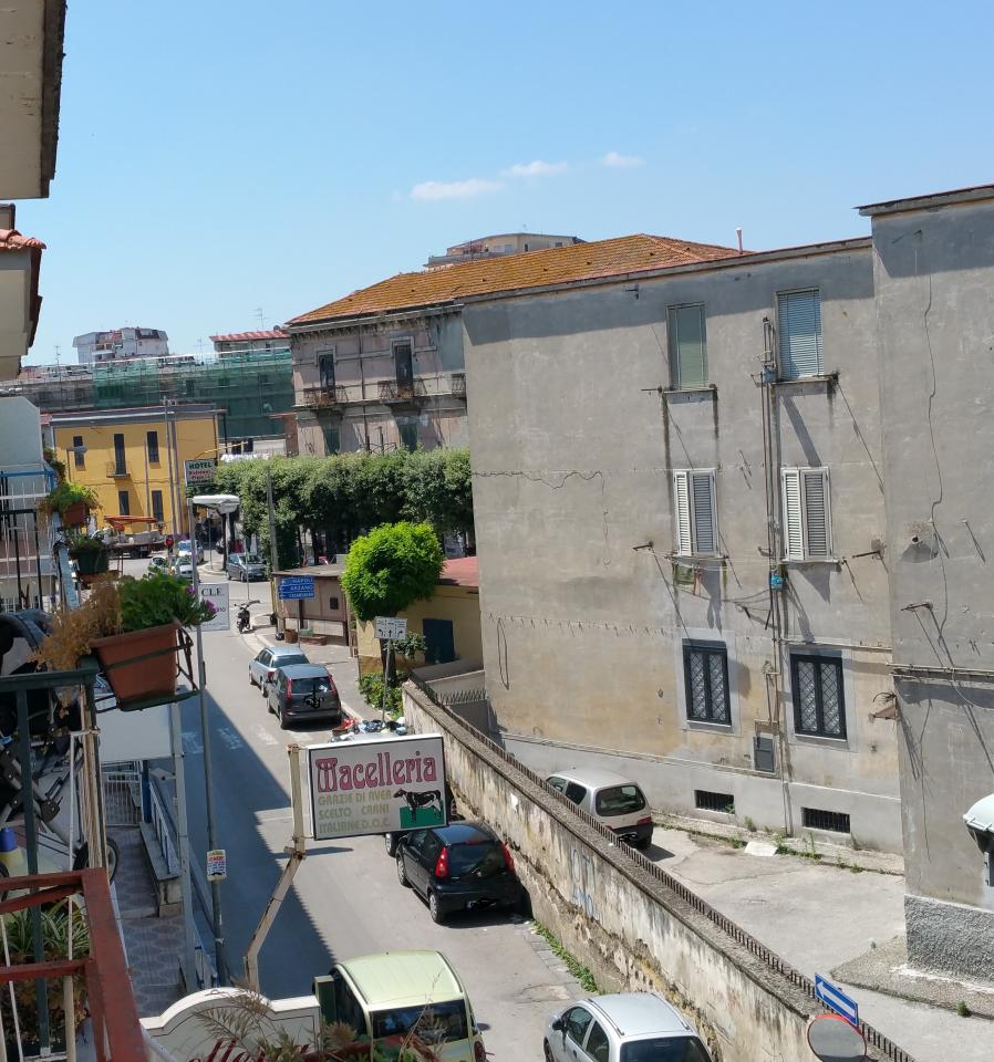Trilocale con terrazzo a Melito di Napoli