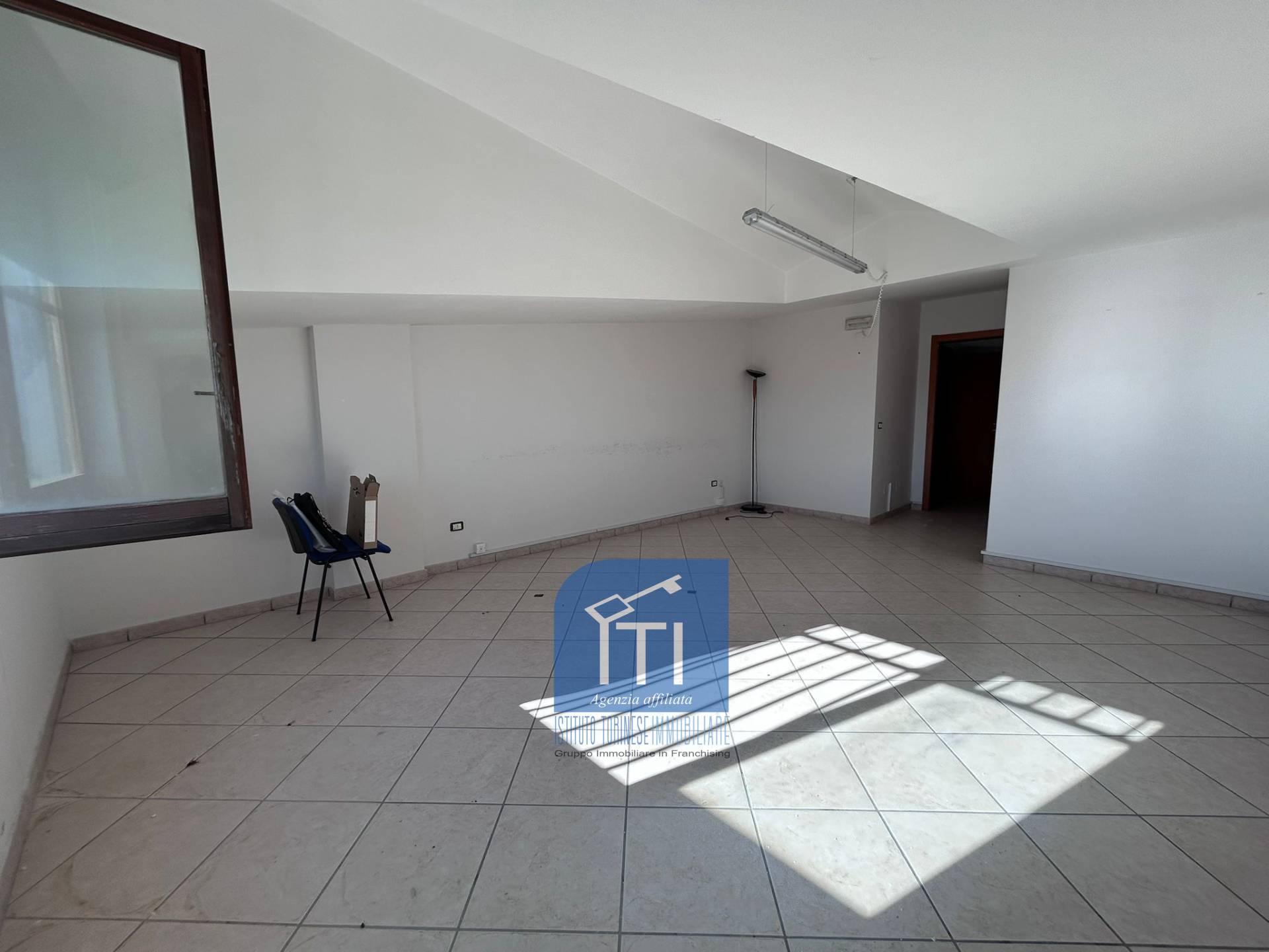 UFFICIO in affitto a Qualiano