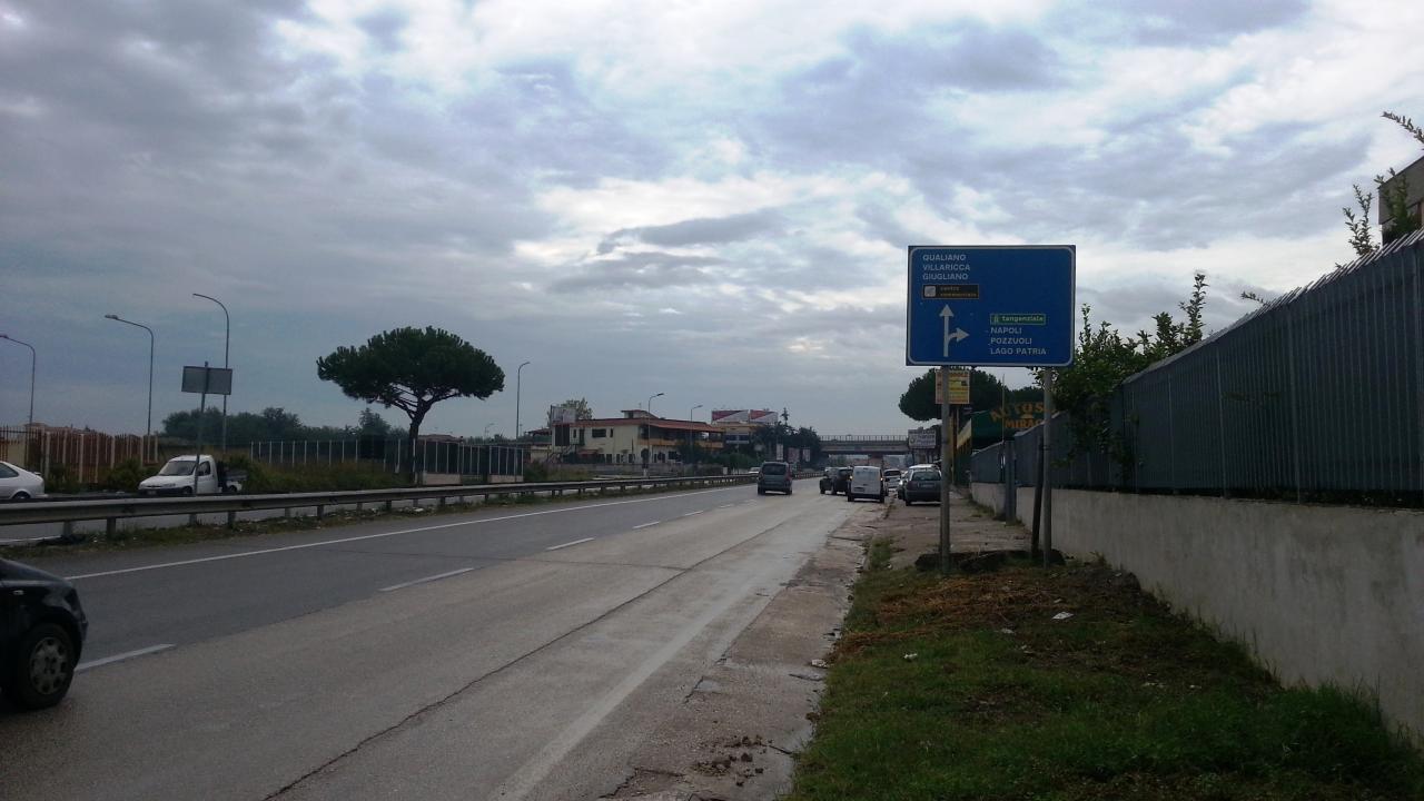 FABBRICATO INDUSTRIALE in vendita a Giugliano in Campania