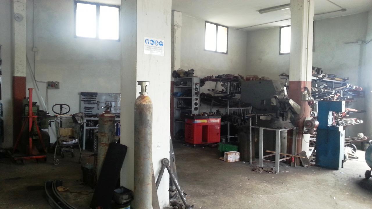 FABBRICATO INDUSTRIALE in vendita a Giugliano in Campania