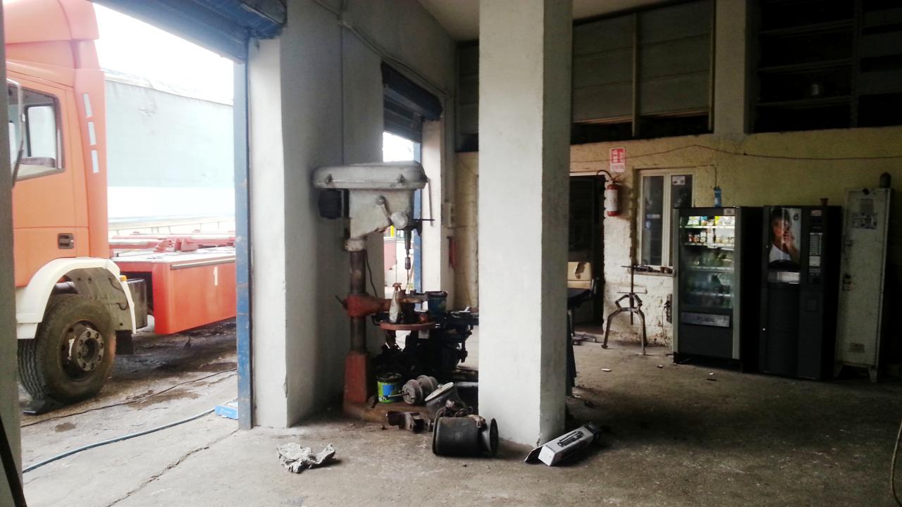 FABBRICATO INDUSTRIALE in vendita a Giugliano in Campania