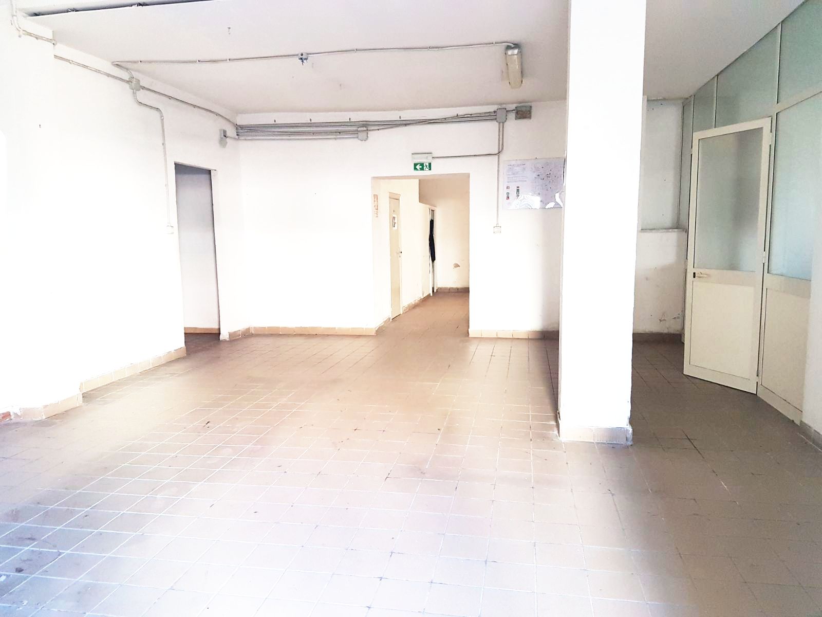 LICENZA/ATTIVITA COMM.LE in affitto a Giugliano in Campania