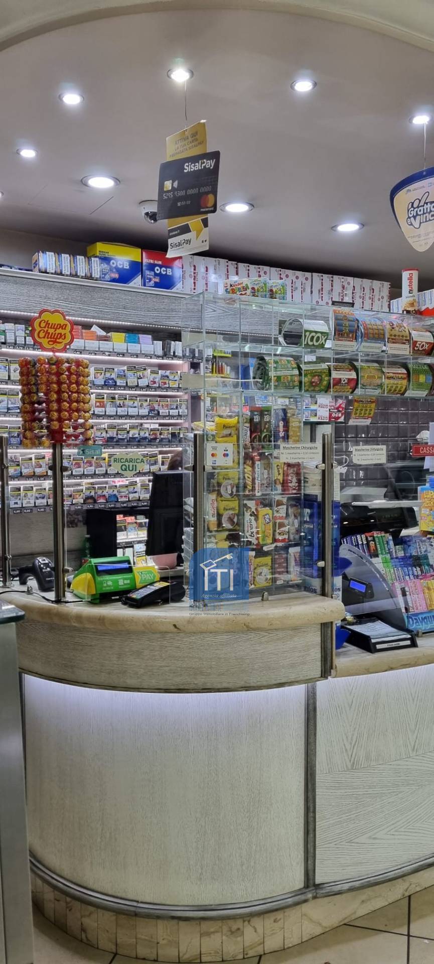 LICENZA/ATTIVITA COMM.LE in vendita a Giugliano in Campania