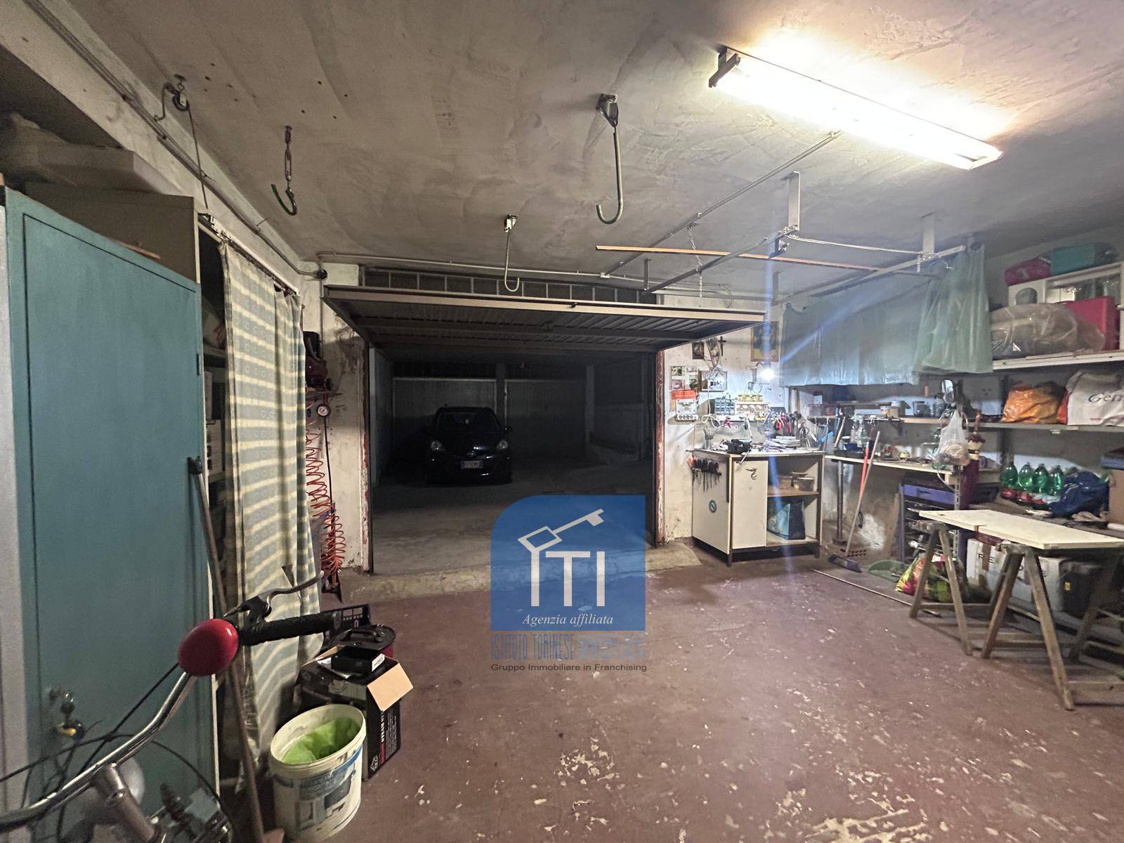 Box o garage in vendita a Qualiano