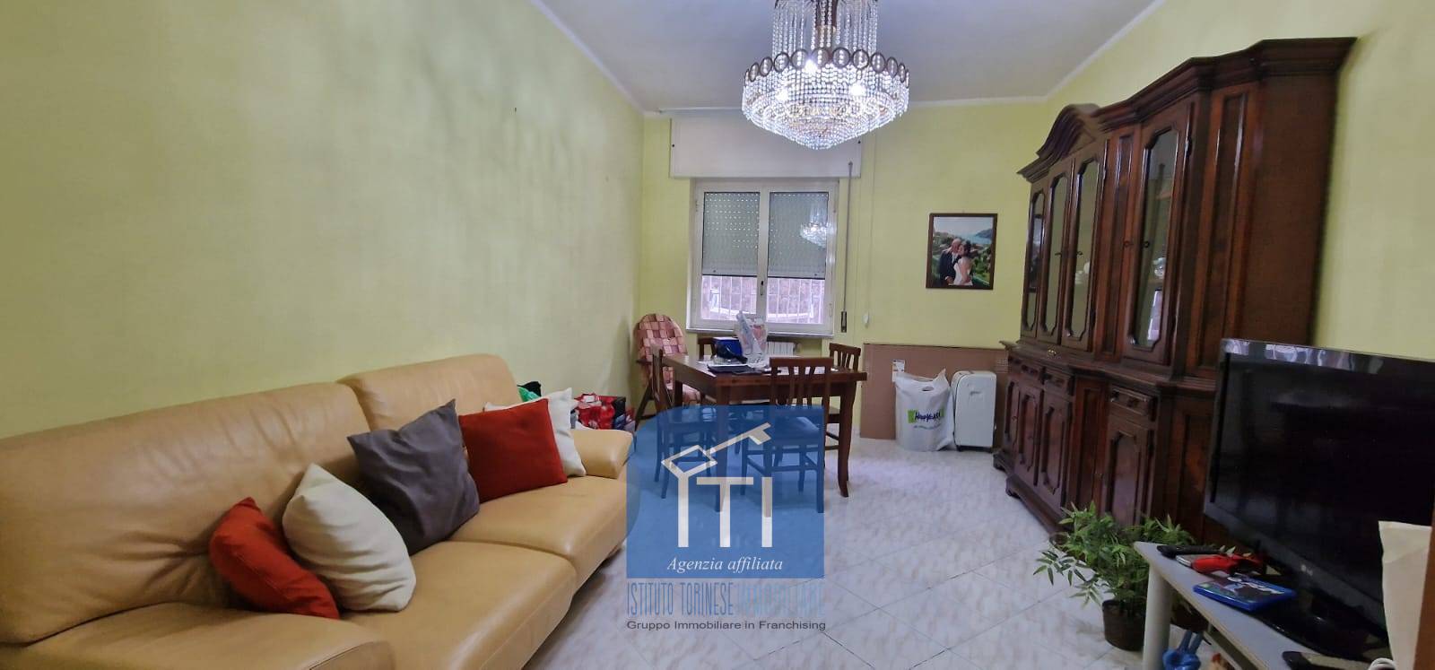 TRILOCALE in affitto a Portici