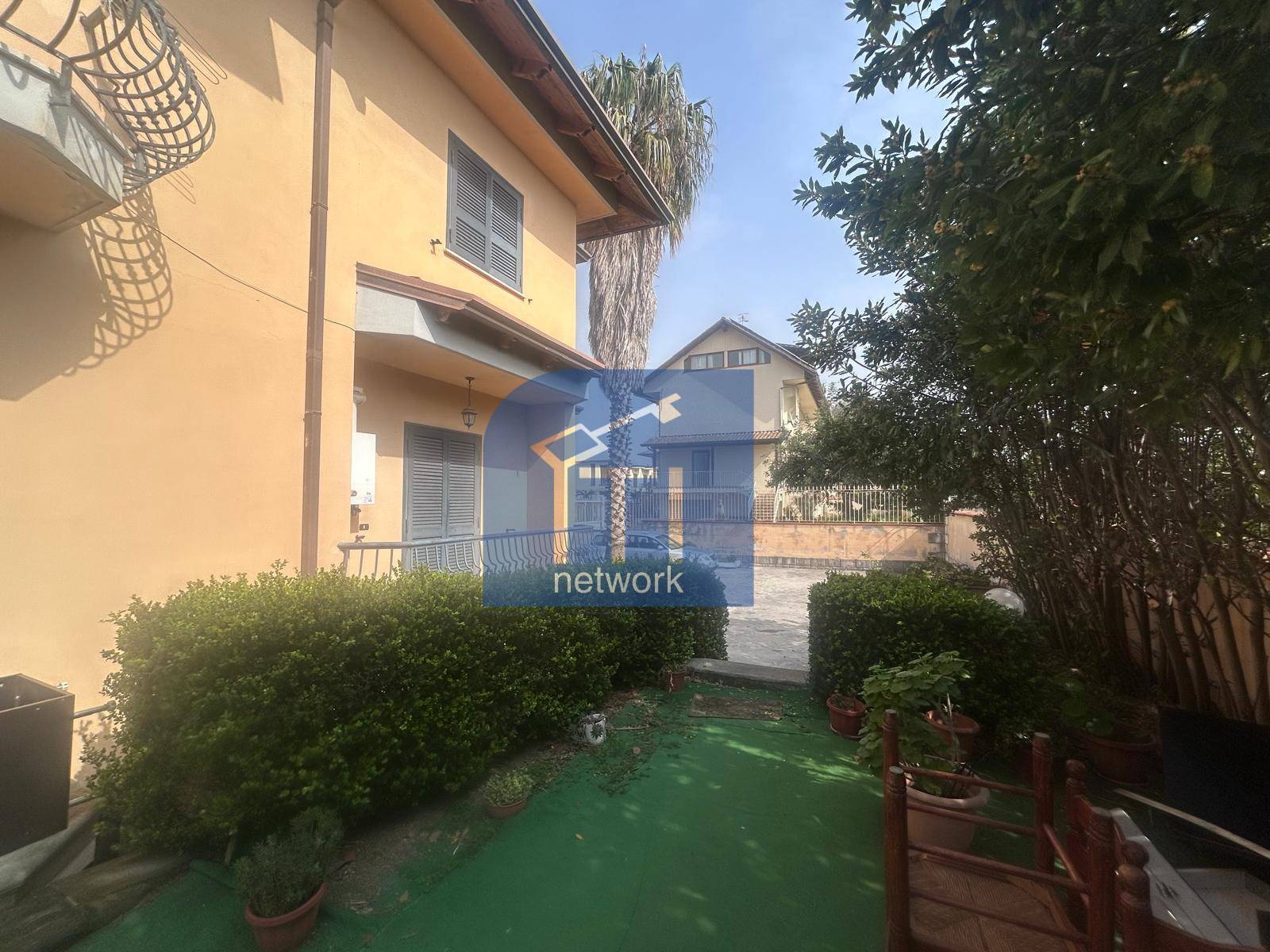 VILLA BIFAMILIARE in affitto a Giugliano in Campania, Varcaturo