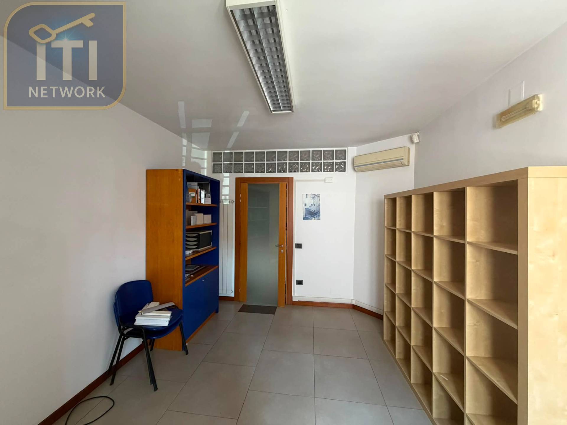 UFFICIO in affitto a Giugliano in Campania