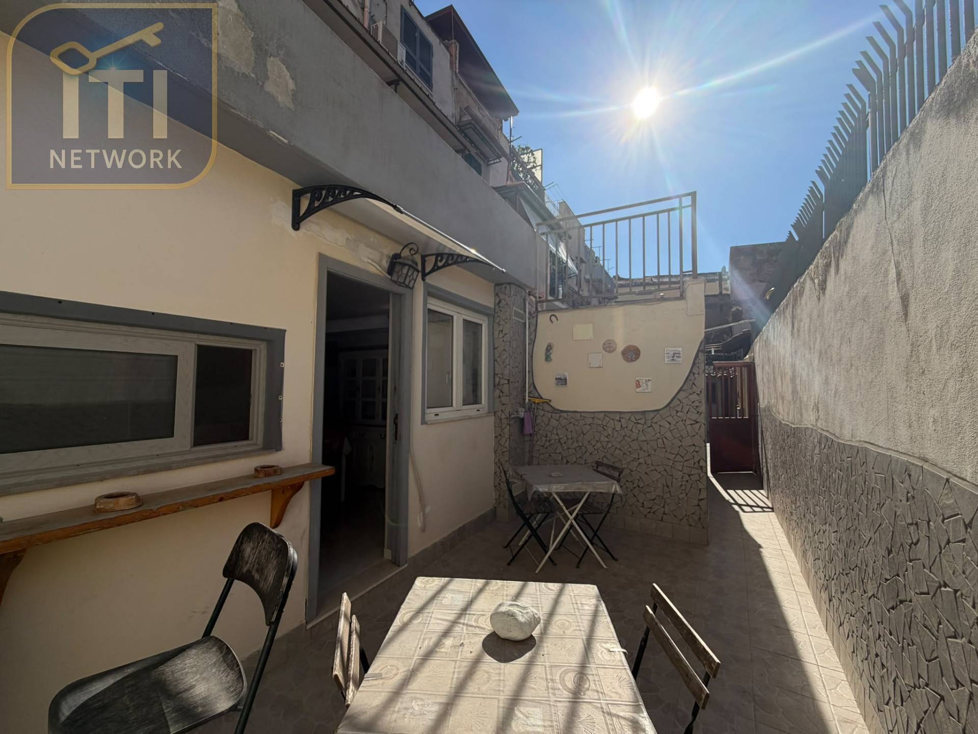 TRILOCALE in affitto a Napoli, SANITA'