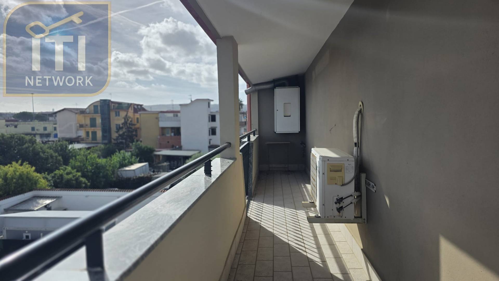 TRILOCALE in affitto a Giugliano in Campania
